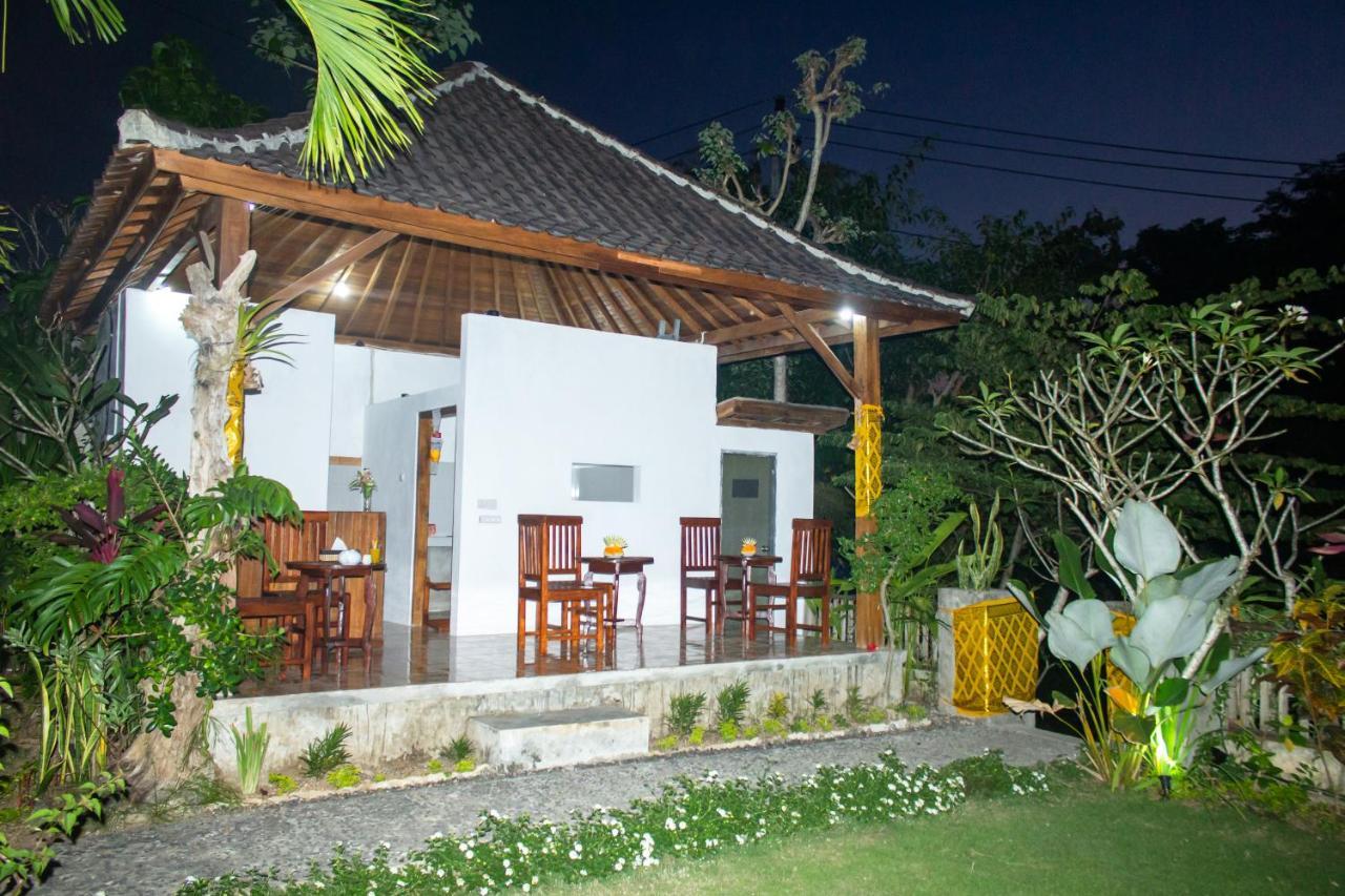 Kurnia Guest House & Spa Sakti Exterior photo