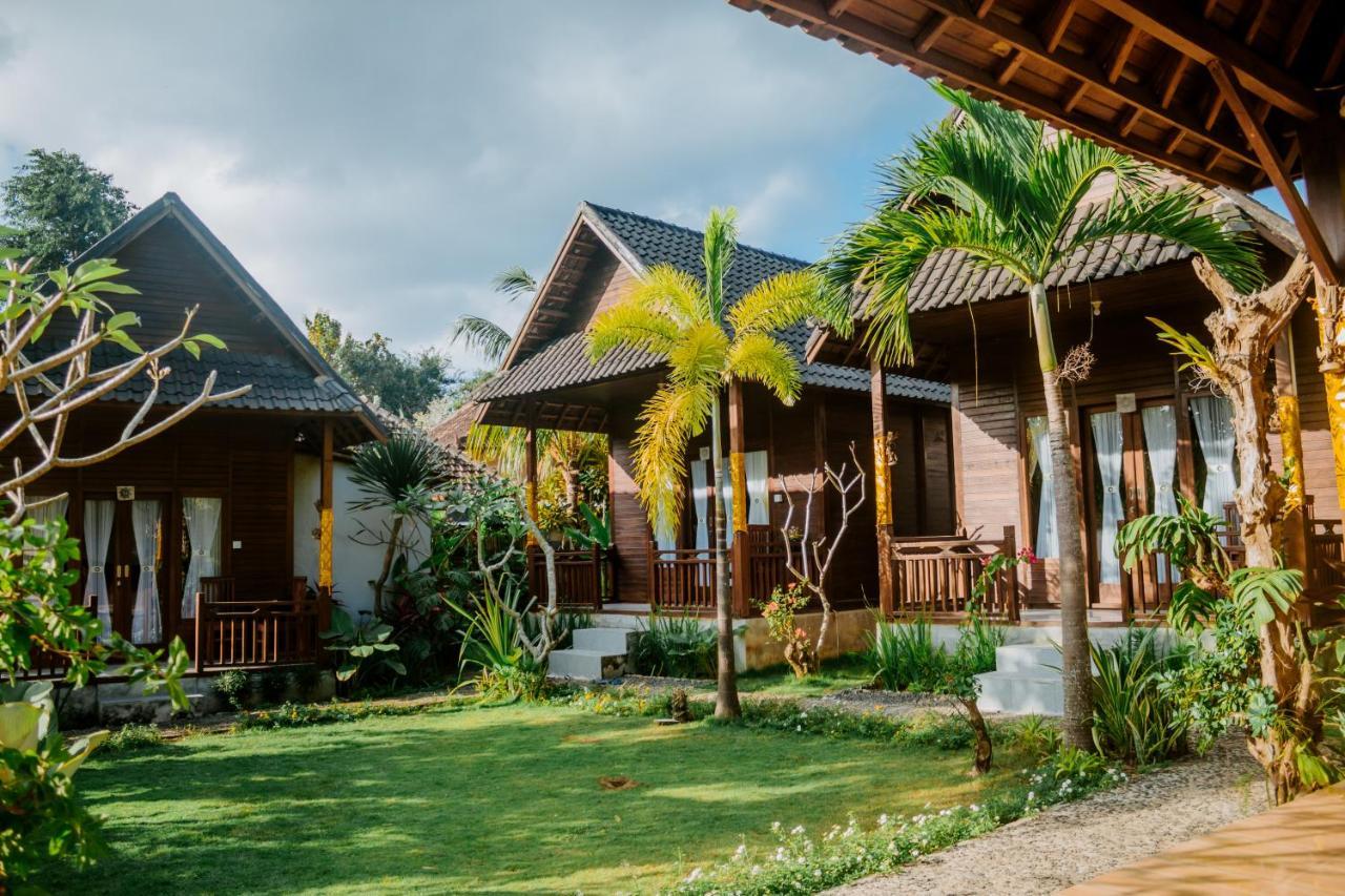 Kurnia Guest House & Spa Sakti Exterior photo