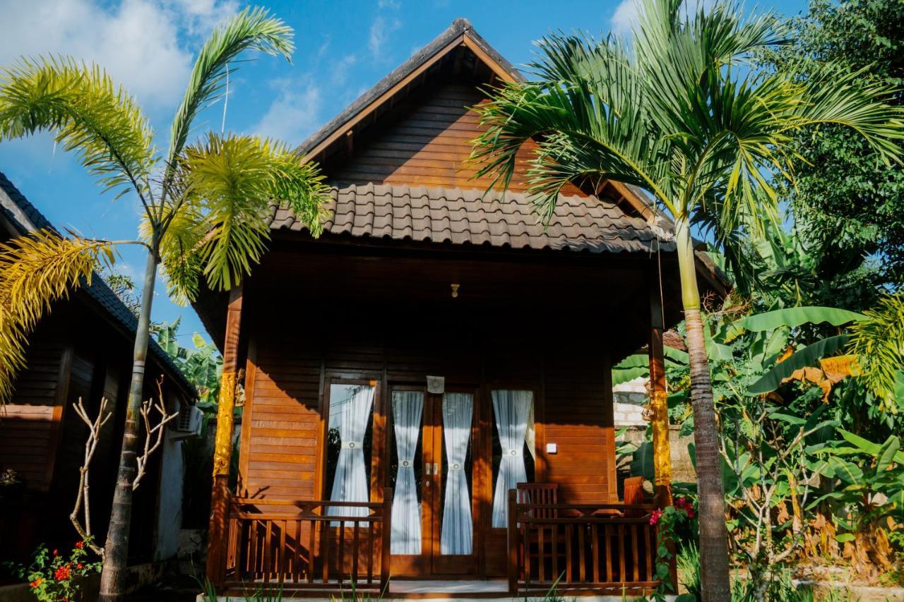 Kurnia Guest House & Spa Sakti Exterior photo