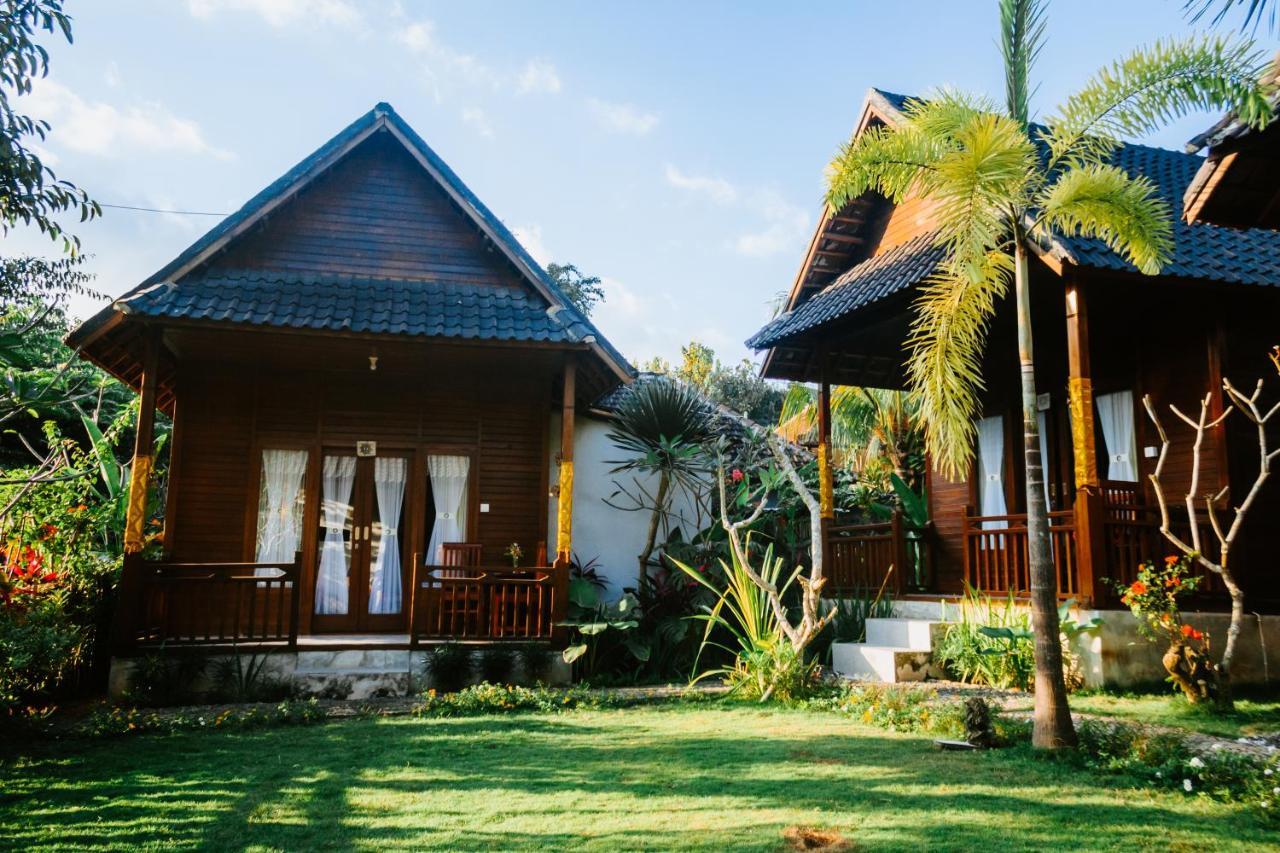 Kurnia Guest House & Spa Sakti Exterior photo