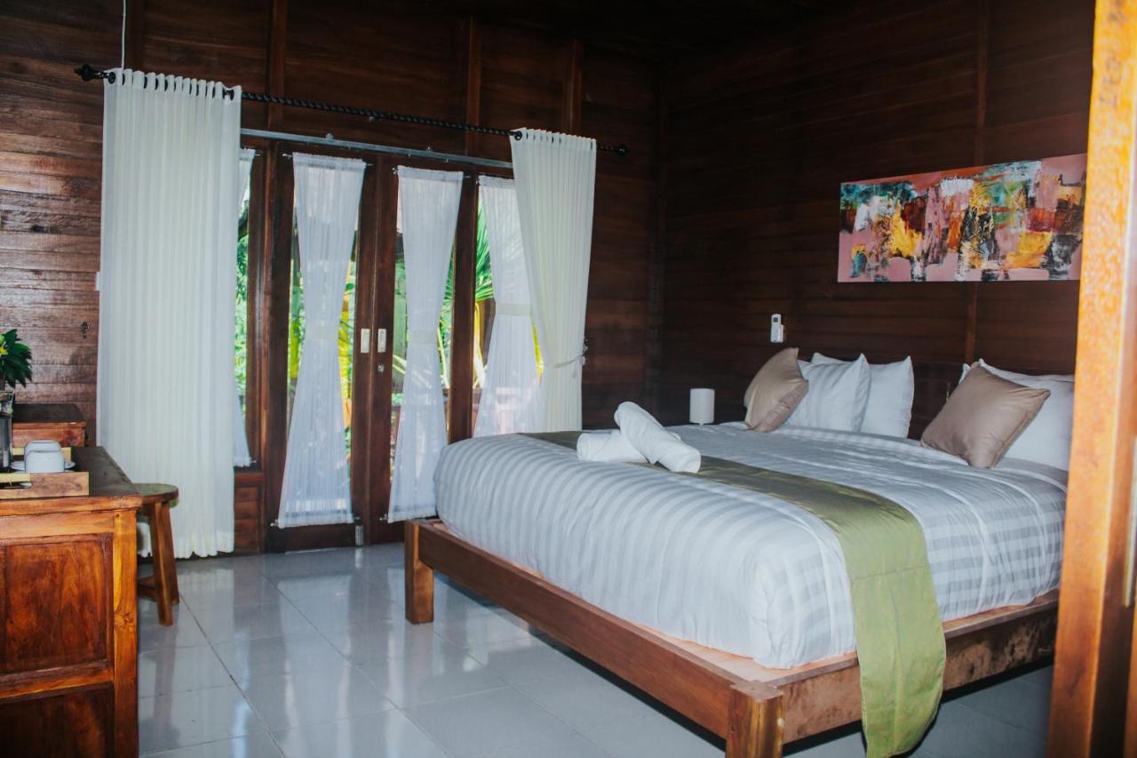 Kurnia Guest House & Spa Sakti Exterior photo