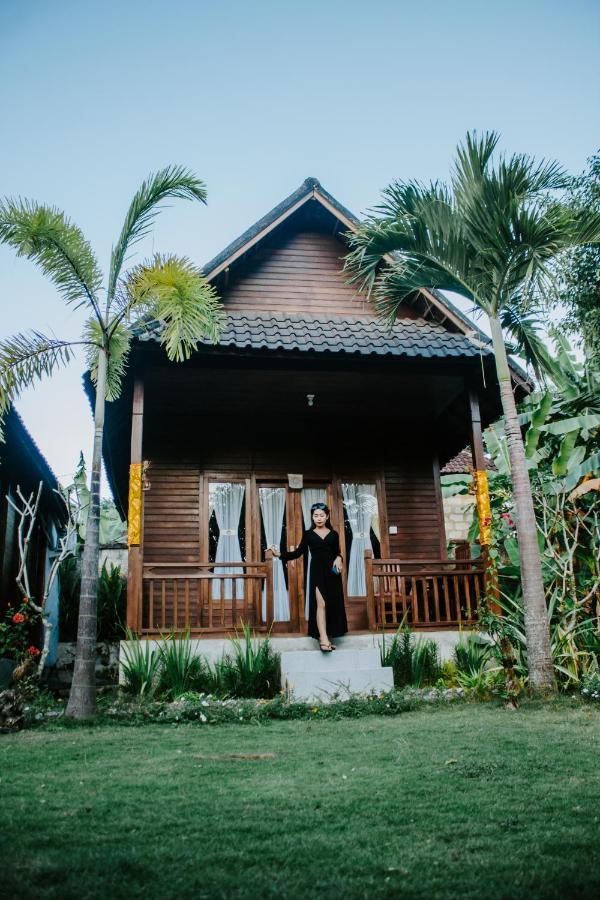 Kurnia Guest House & Spa Sakti Exterior photo