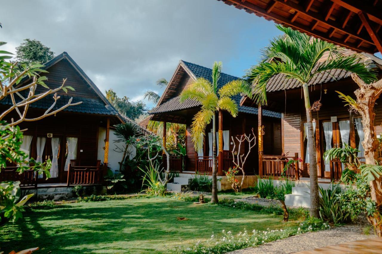 Kurnia Guest House & Spa Sakti Exterior photo