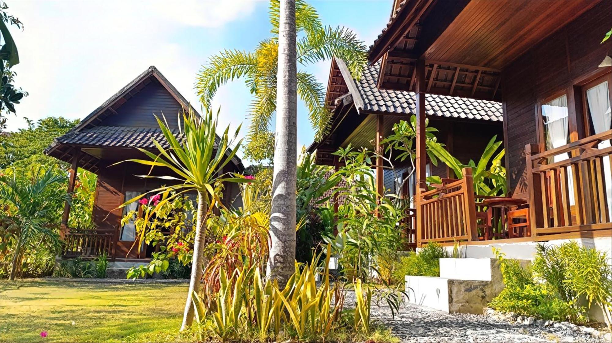 Kurnia Guest House & Spa Sakti Exterior photo
